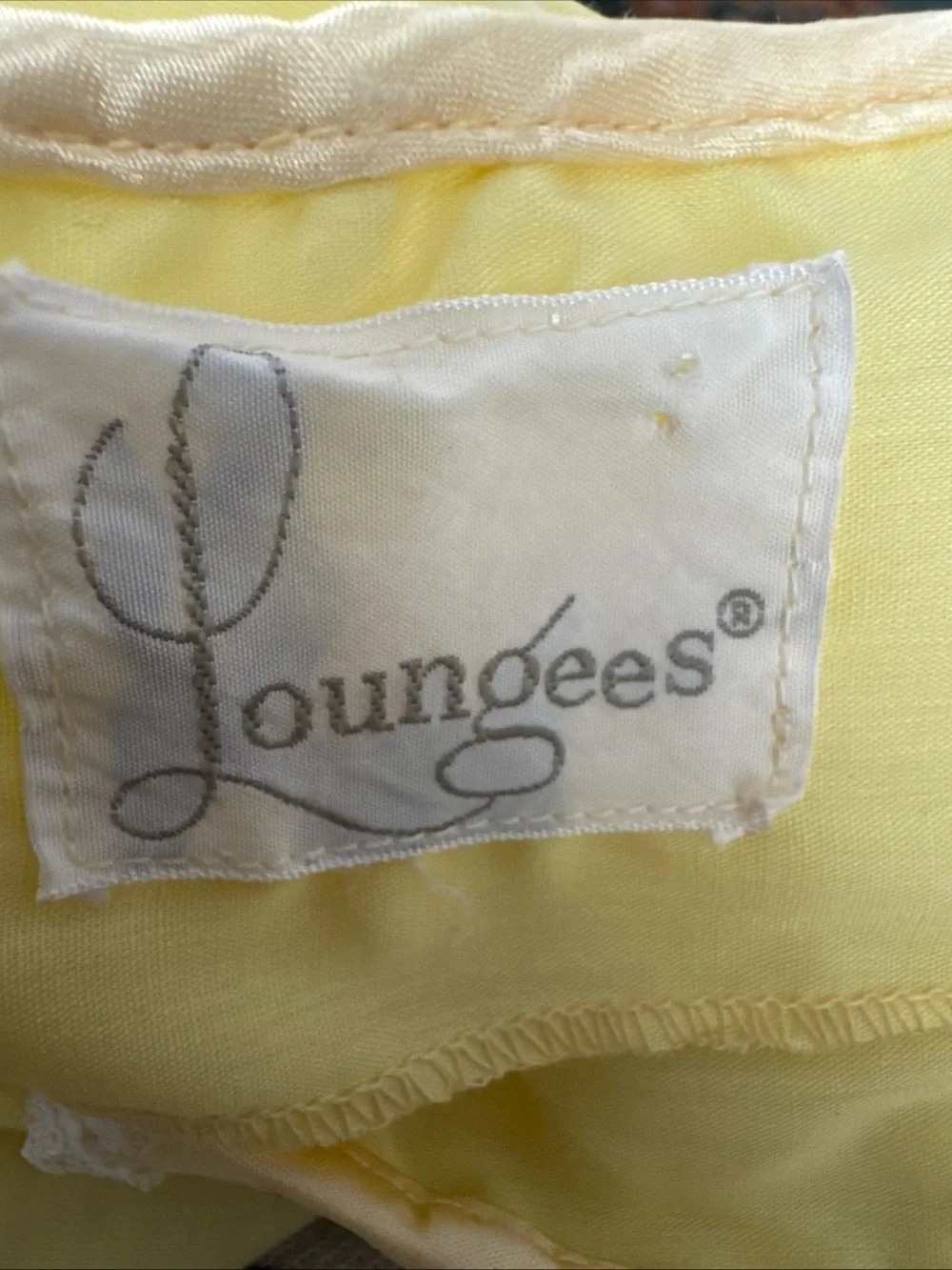 Vtg 60s Loungees Yellow Embroidered Nightgown L/XL Femme Cottage Lounge Dress - Picture 4 of 4